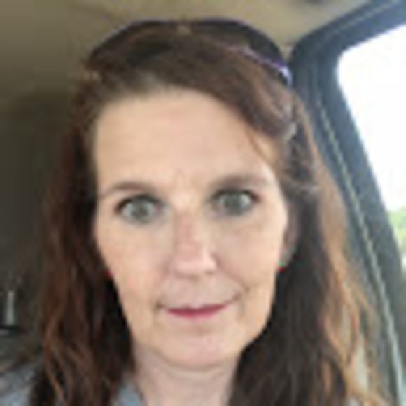 Meet your Posher, Theresa - Picture 1 of 1